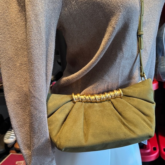 π JW PEI Olive Crossbody Bag with Gold Accents - Picture 7 of 16